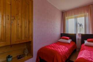 Гостевой дом Rooms with Fortetsya View Каменец-Подольский Стандартные апартаменты-3