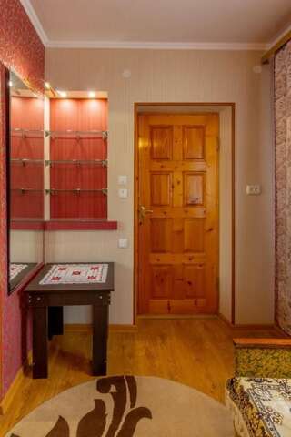 Гостевой дом Rooms with Fortetsya View Каменец-Подольский Апартаменты-7