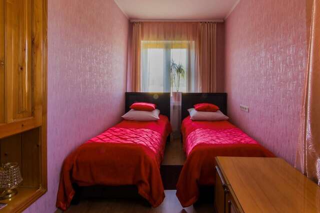 Гостевой дом Rooms with Fortetsya View Каменец-Подольский-23