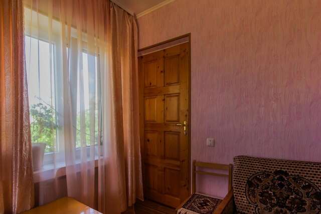 Гостевой дом Rooms with Fortetsya View Каменец-Подольский-25