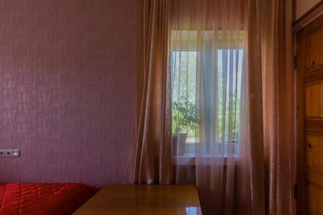 Гостевой дом Rooms with Fortetsya View Каменец-Подольский-26