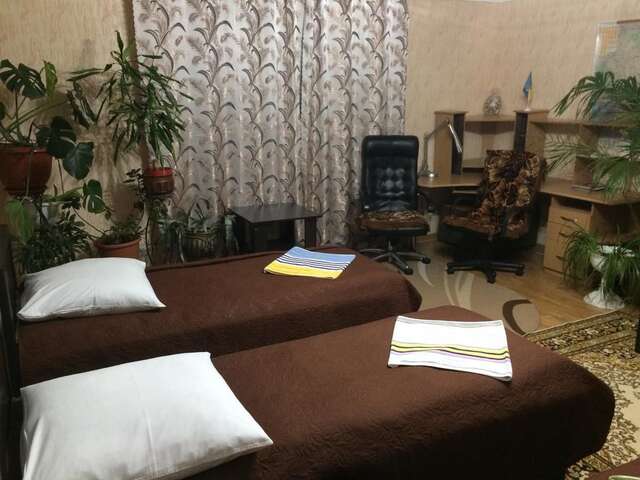 Гостевой дом Rooms with Fortetsya View Каменец-Подольский-7